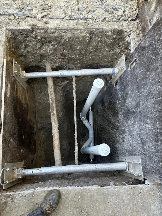 Experienced plumber completing Gas Line Repair work in Abington